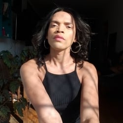 Foto de Bru Bttm ao vivo na webcam