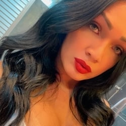 Foto de Bruna Aguiar ao vivo na webcam