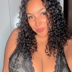 Foto de Bruna Leli ao vivo na webcam