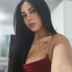 Foto de Bruna Maya ao vivo na webcam
