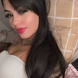 Foto de Bruna Stef ao vivo na webcam