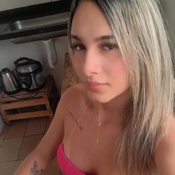 Foto de Brunessinha ao vivo na webcam