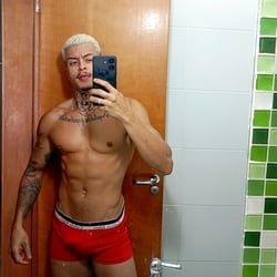 Foto de Brunno Souza ao vivo na webcam