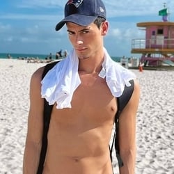 Foto de Bruno Boy ao vivo na webcam