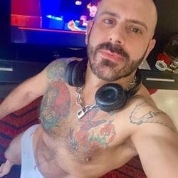 Foto de Bruno Horny ao vivo na webcam