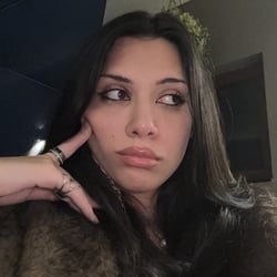 Foto de Bruxa Do Amor ao vivo na webcam