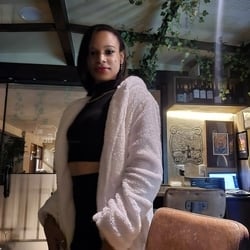 Foto de Bruxinha 069 ao vivo na webcam