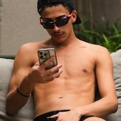 Foto de Bryan Almeida ao vivo na webcam