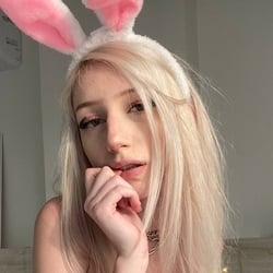 Foto de Bunny Chan 18 ao vivo na webcam