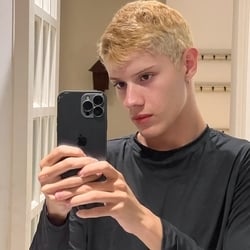 Foto de Caio Sanches ao vivo na webcam