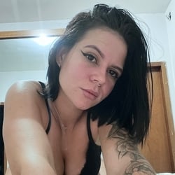 Foto de Caline 21 ao vivo na webcam