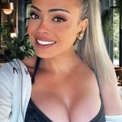 Foto de Camila D Biacci ao vivo na webcam