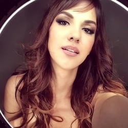 Foto de Camilla ao vivo na webcam