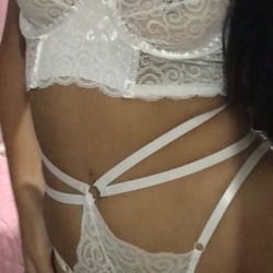 Foto de Cari 2004 ao vivo na webcam