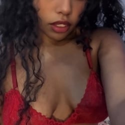 Foto de Carine Diaz - videos sexo ao vivo Sexo ao Vivo