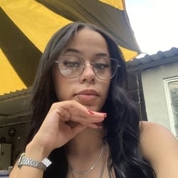 Foto de Carla Lindy - videos sexo ao vivo Sexo ao Vivo