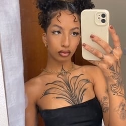 Foto de Carla Stefanny ao vivo na webcam