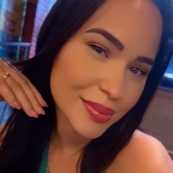 Foto de Carlinha Gyn ao vivo na webcam