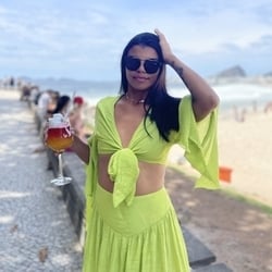 Foto de Carol 1999 ao vivo na webcam