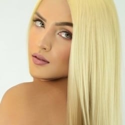 Foto de Carol Kat ao vivo na webcam