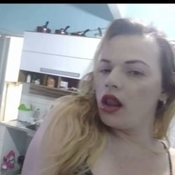 Foto de Loura Trans ao vivo na webcam