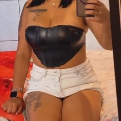 Foto de Carolzinha 66 ao vivo na webcam