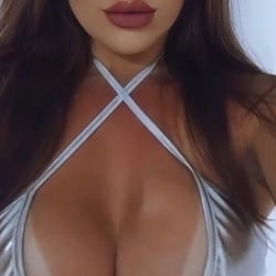 Foto de Casal 233 ao vivo na webcam