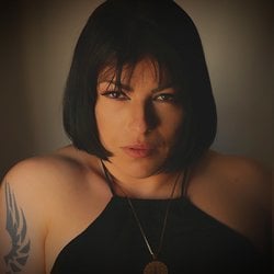 Foto de Casal Real Ofc ao vivo na webcam