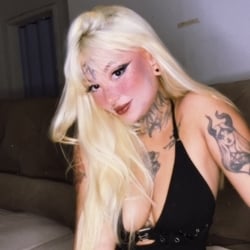 Foto de Cath ao vivo na webcam