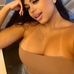 Foto de Cecilia Felix ao vivo na webcam