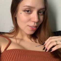 Foto de Celine Maia ao vivo na webcam