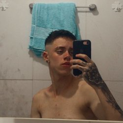 Foto de Cezar Sorin ao vivo na webcam