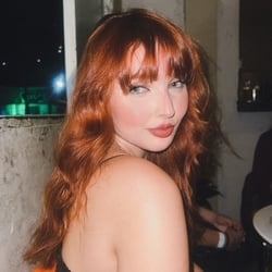 Foto de Cherry Swtt ao vivo na webcam