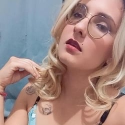 Foto de Cindy L ao vivo na webcam