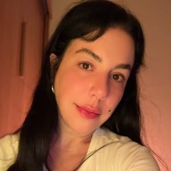 Foto de Alice Ferreira ao vivo na webcam