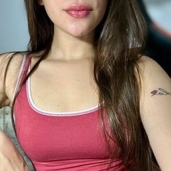 Foto de Clara Azevedo ao vivo na webcam