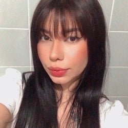 Foto de Clara Rosas ao vivo na webcam