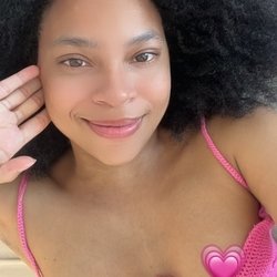 Foto de Claracamx ao vivo na webcam