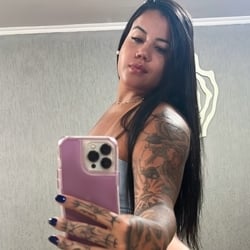 Foto de Clay Wolf ao vivo na webcam