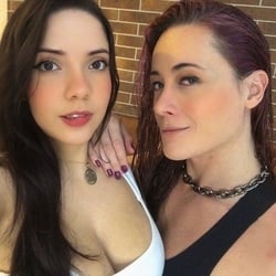 Foto de Court Of Lilith ao vivo na webcam