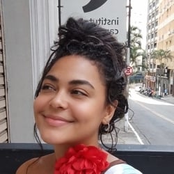 Foto de Cris Thais ao vivo na webcam