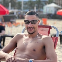 Foto de Crux ao vivo na webcam