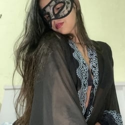 Foto de Cyber Misteriosa ao vivo na webcam