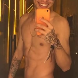 Foto de D 18 ao vivo na webcam