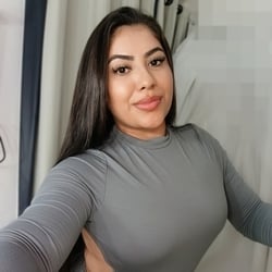 Foto de Liz Salez ao vivo na webcam