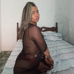 Foto de Dayse Jovana ao vivo na webcam