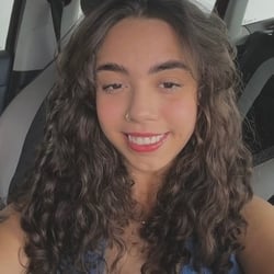 Foto de Delirya ao vivo na webcam