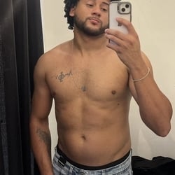 Foto de Derick Alves ao vivo na webcam