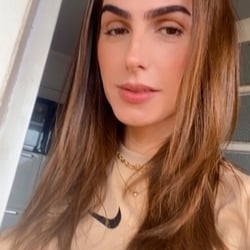 Foto de Dhina ao vivo na webcam