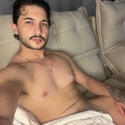 Foto de Di Gato ao vivo na webcam